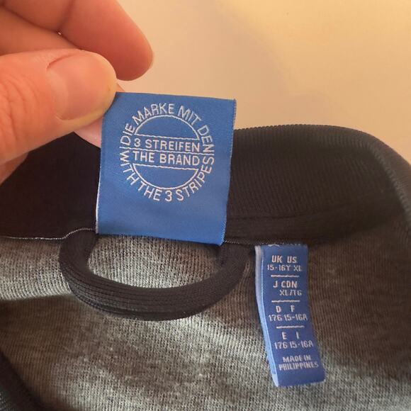 Adidas Original 3 Stripe Track Jacket Size Kids XL Black White Sporty Athletic - Picture 4 of 13